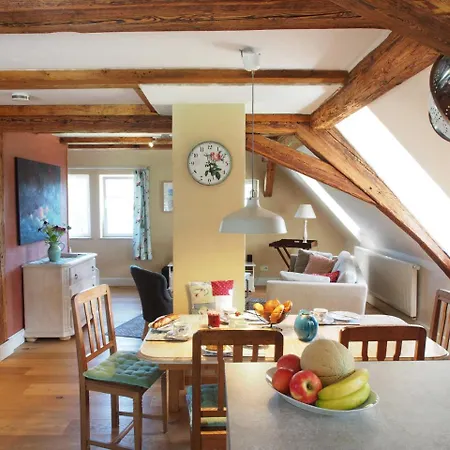Апартаменты Ferienhaus Botterell Direkt Am Bod Энинген